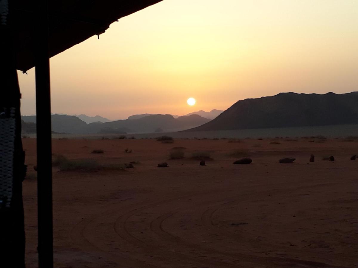 瓦迪拉姆 Bedouin Future Camp酒店 外观 照片