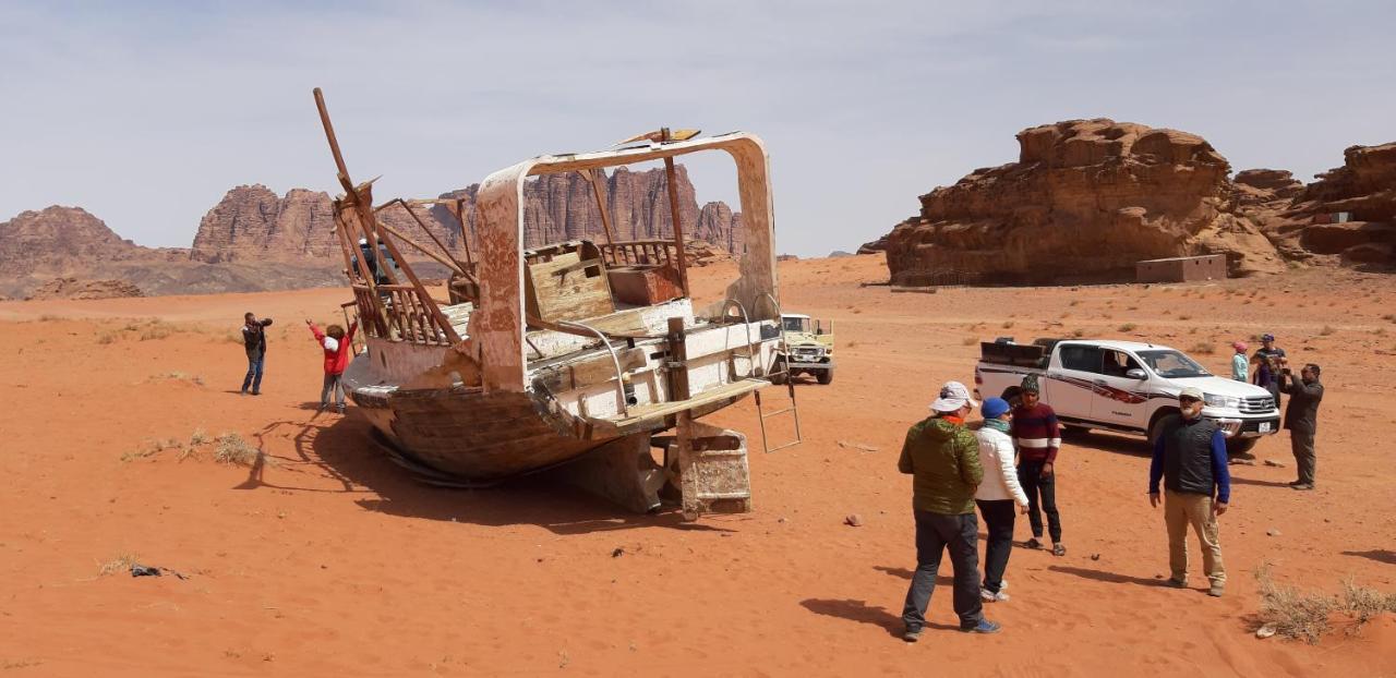 瓦迪拉姆 Bedouin Future Camp酒店 外观 照片