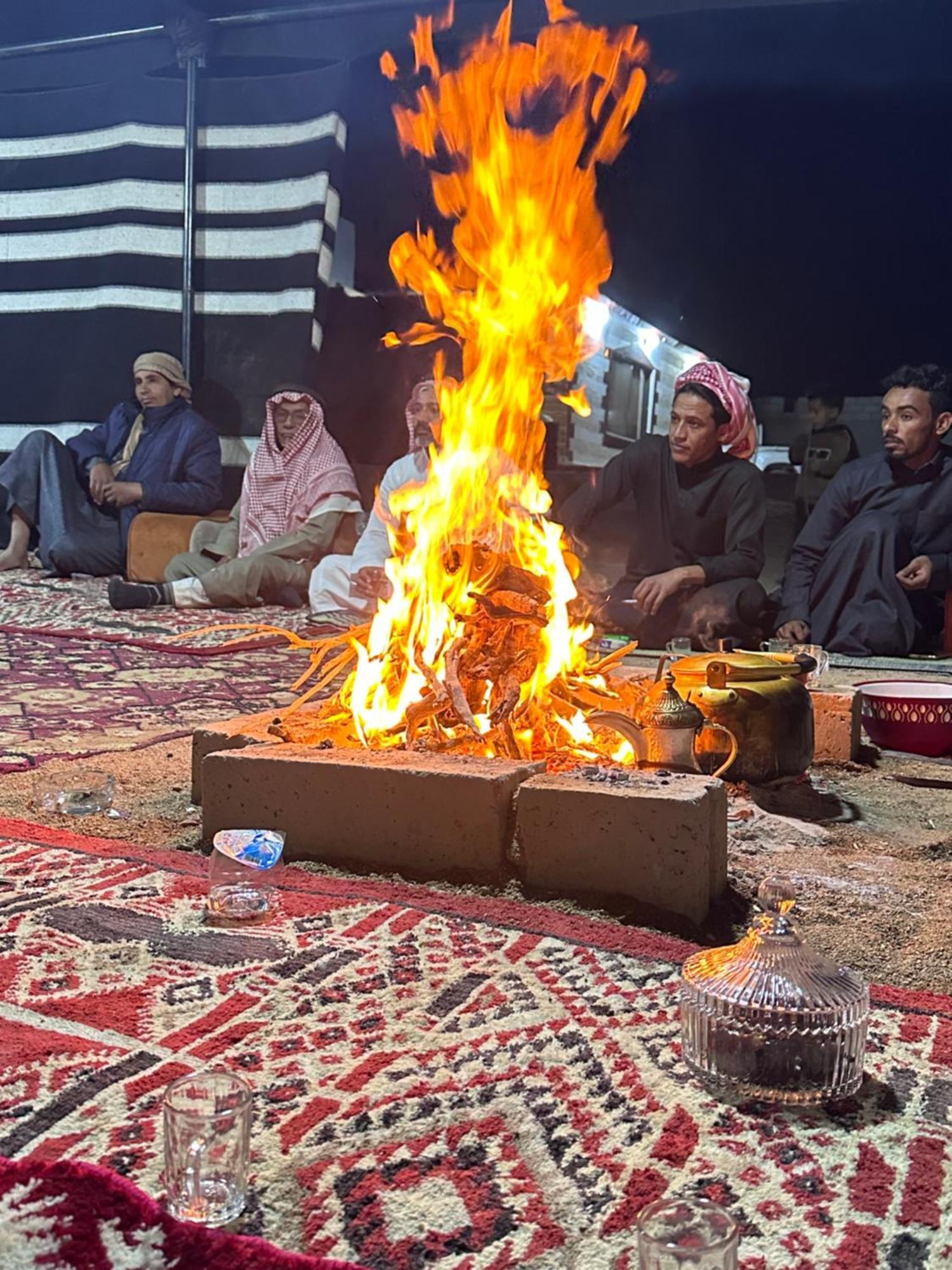 瓦迪拉姆 Bedouin Future Camp酒店 外观 照片