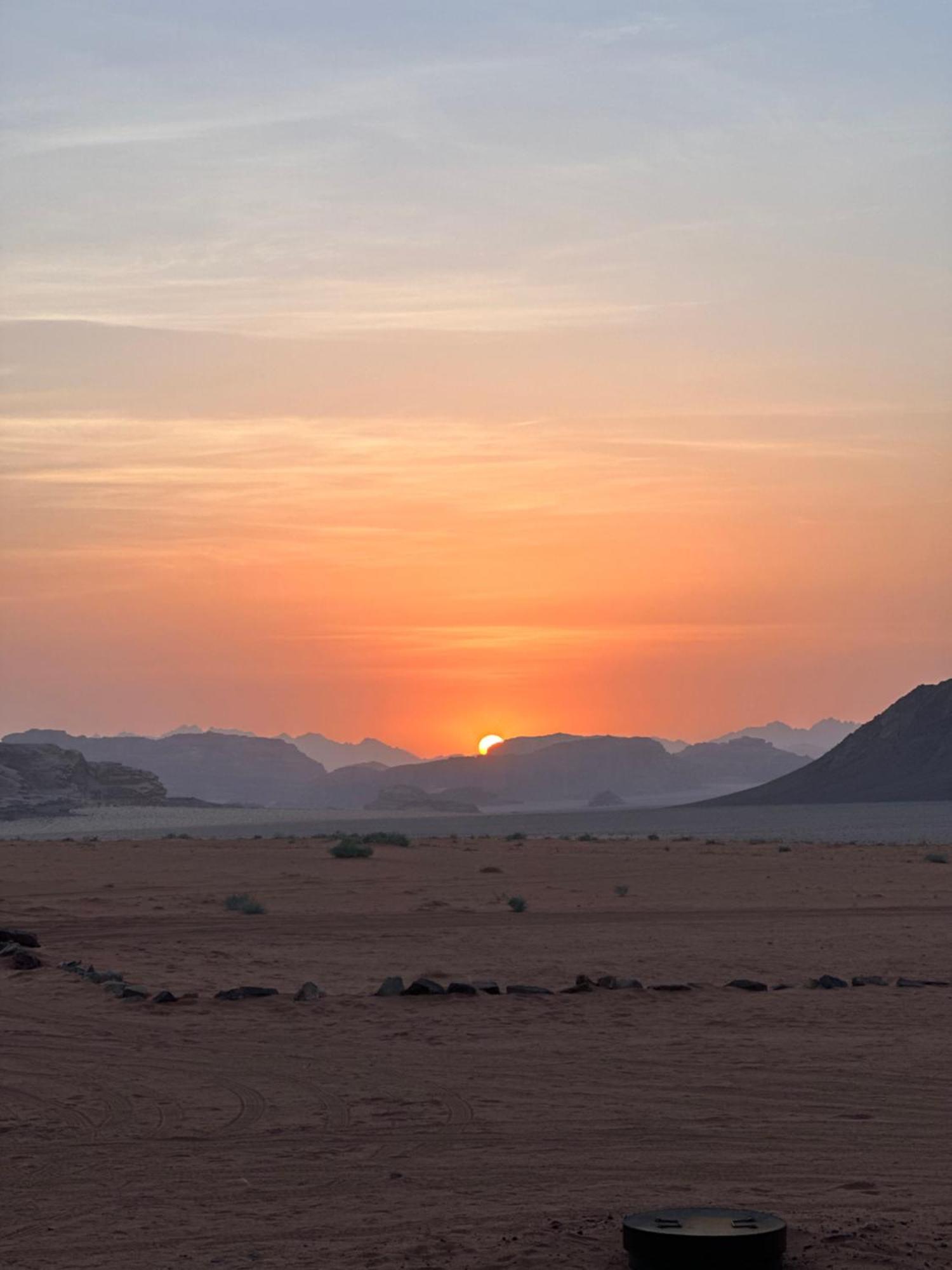 瓦迪拉姆 Bedouin Future Camp酒店 外观 照片